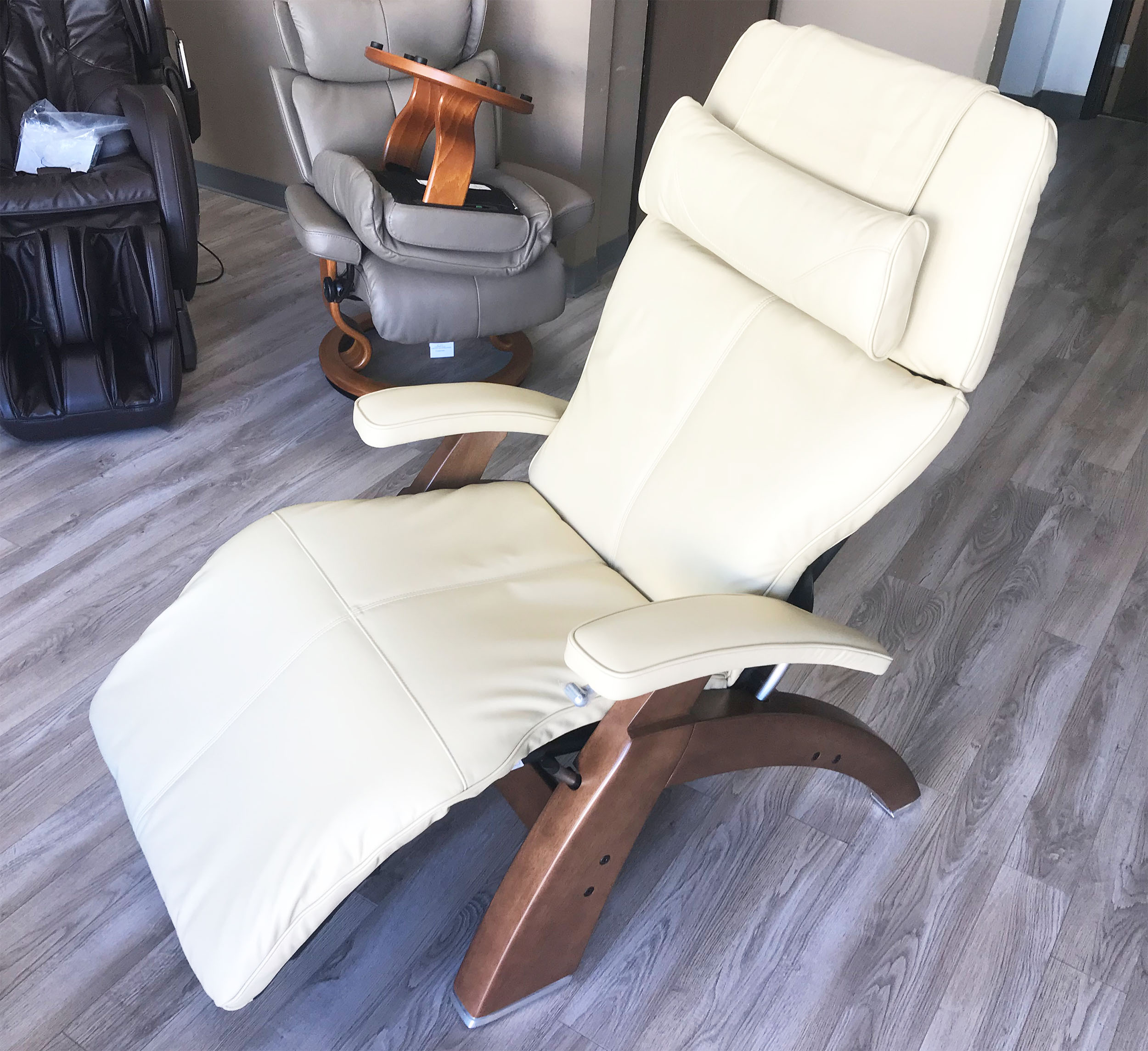 Human Touch PC-420 Manual Recline Perfect Chair Recliner with In-Home Delivery 