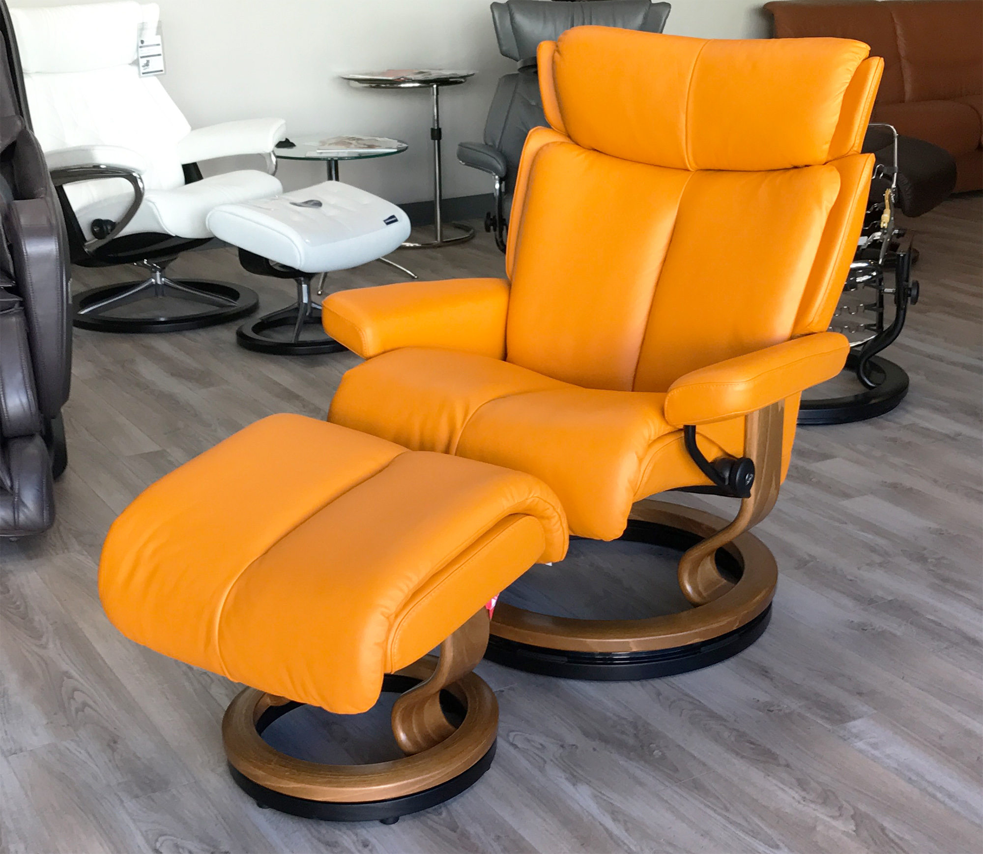 Stressless by Ekornes Magic Small Reclining Chair & Ottoman with