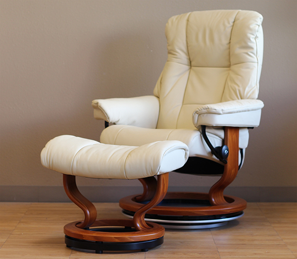 Stressless Mayfair Paloma Kitt Leather Recliner Chair by Ekornes