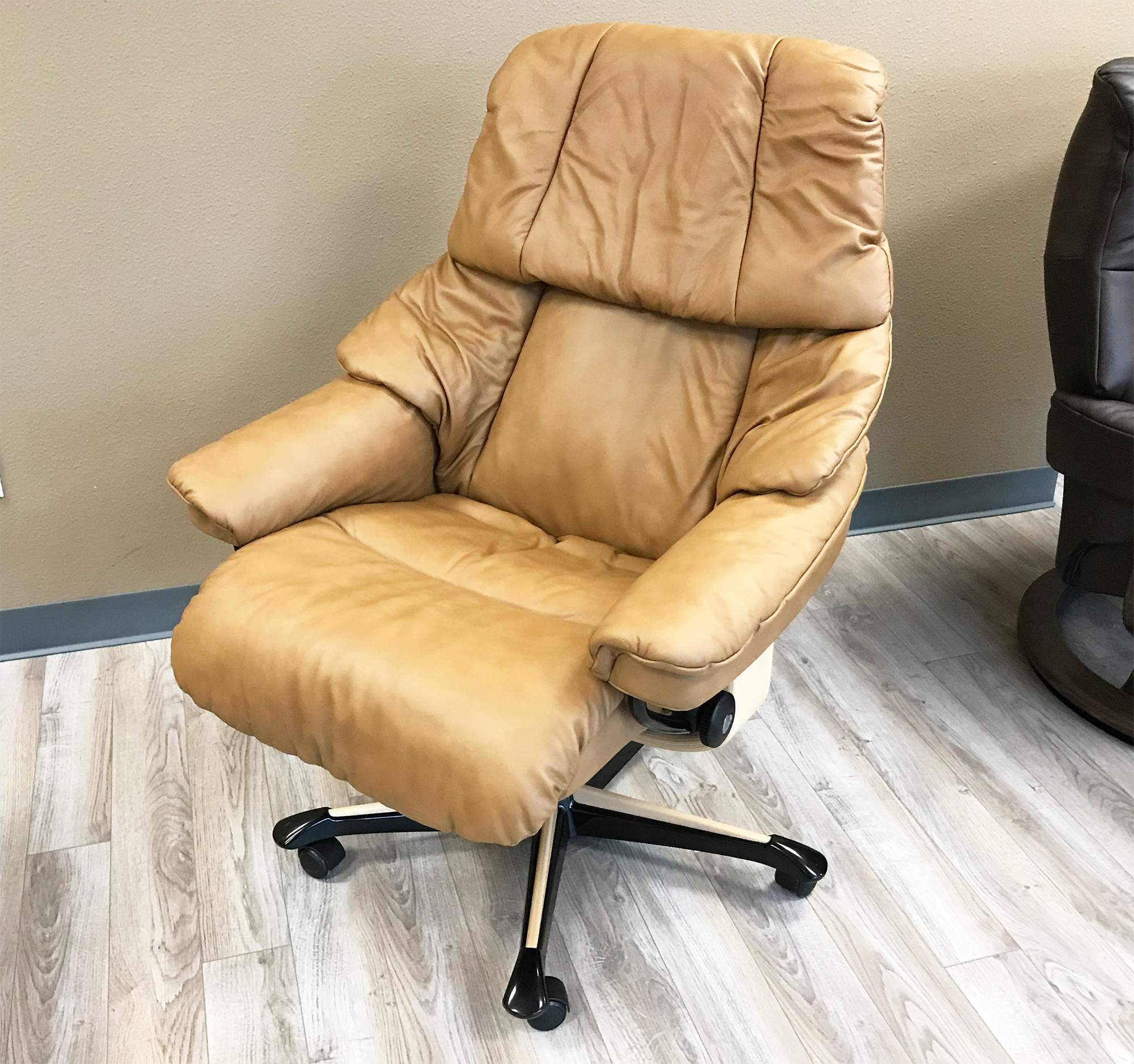 Stressless Reno Office Desk Chair Paloma Taupe Leather by ...