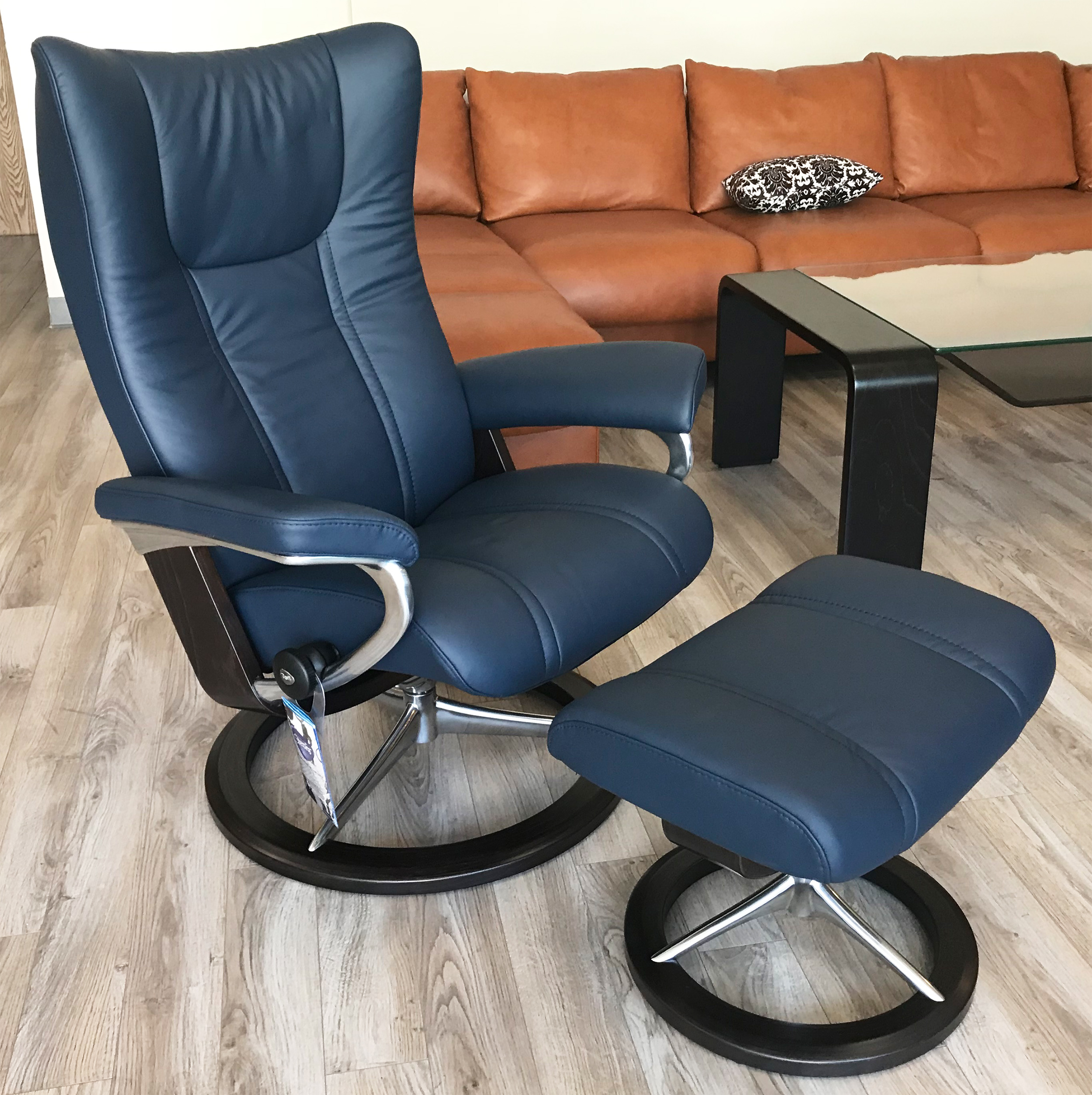 Stressless Wing Signature Base Paloma Oxford Blue Leather Recliner