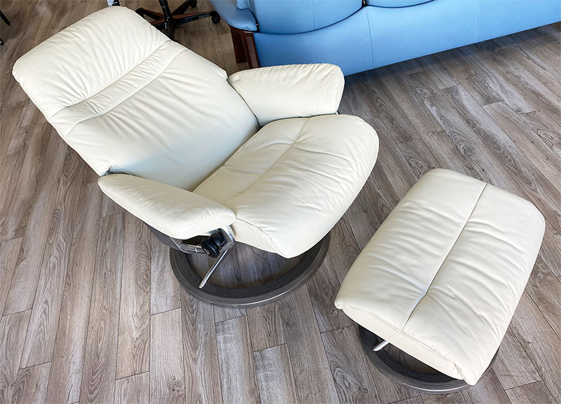 Stressless Sunrise Signature Polished Aluminum Paloma Light Grey Leather Recliner and Ottoman by Ekornes