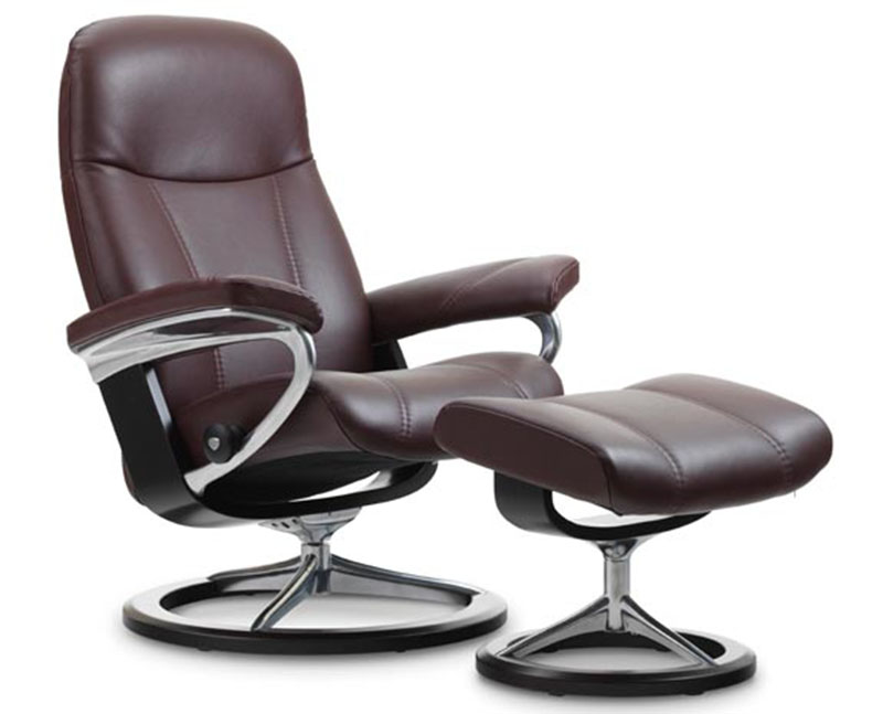 Ekornes Stressless Leather and Ottoman Recliner Wood Classic Medium Consul Base Chair