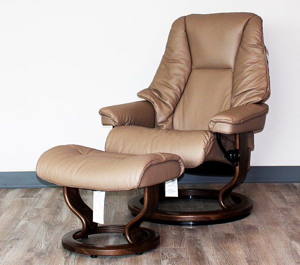 Stressless Live Medium Paloma Funghi Classic Wood Base Recliner Chair and Ottoman