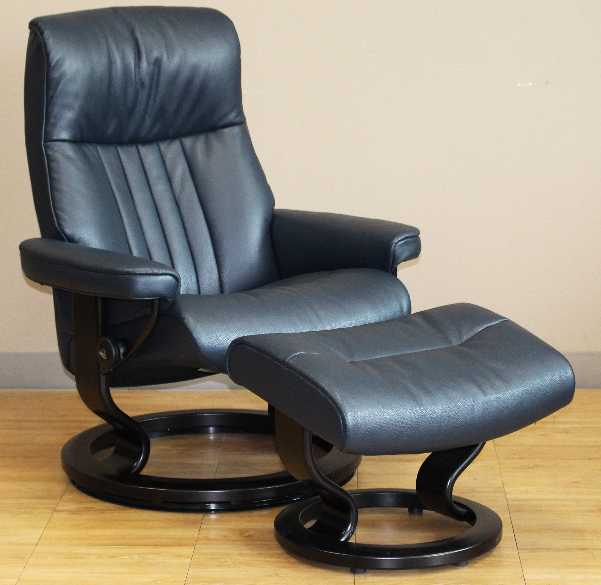 Stressless Crown Cori Blue Leather By, Stressless Leather Chair